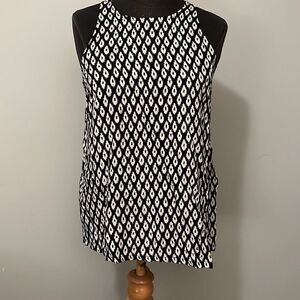 Old Navy Women's Black Sleeveless Keyhole Back Geometric Tank Top
